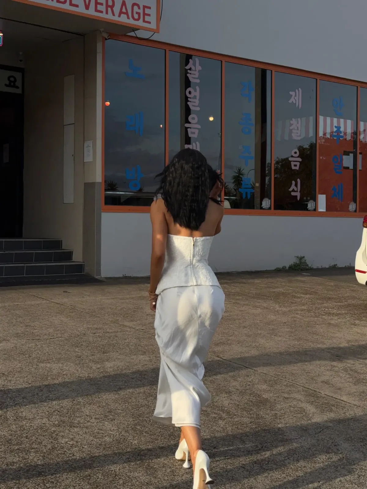 Shona Joy Luminous Lace Bustier & Maxi Skirt - Size 4 Top & Size 6 Skirt - Image 4