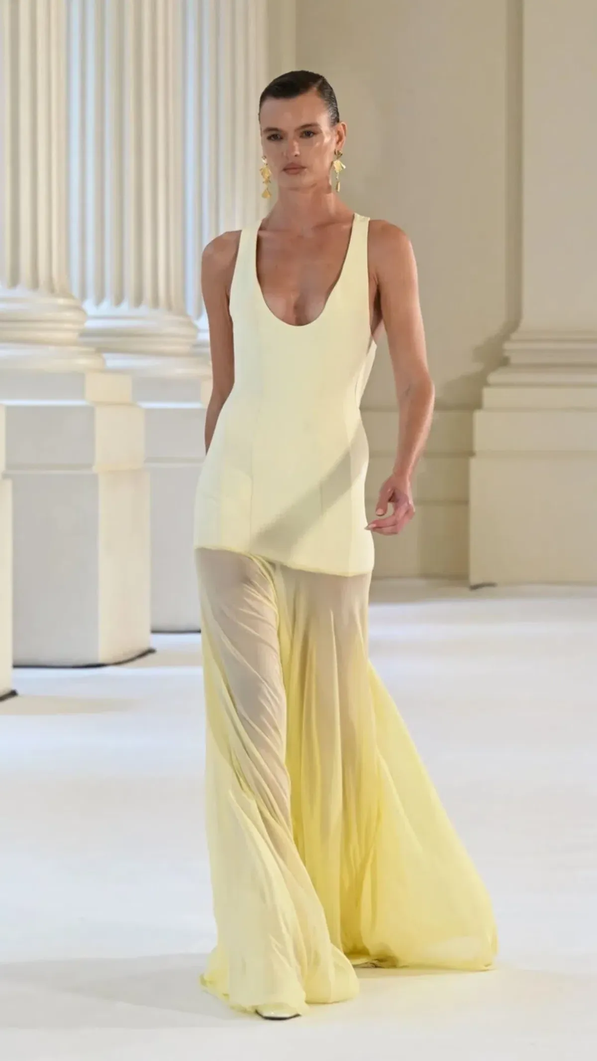 Effie Kats Odessa gown in Lemon Size 10 - Image 1