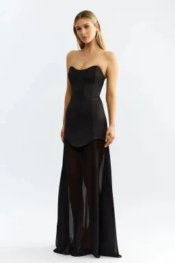 Lexi Zahra maxi size 6 for rent on The Volte - image 1