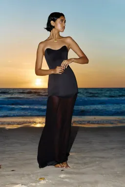 Lexi Zahra maxi size 10 for rent on The Volte - image 3