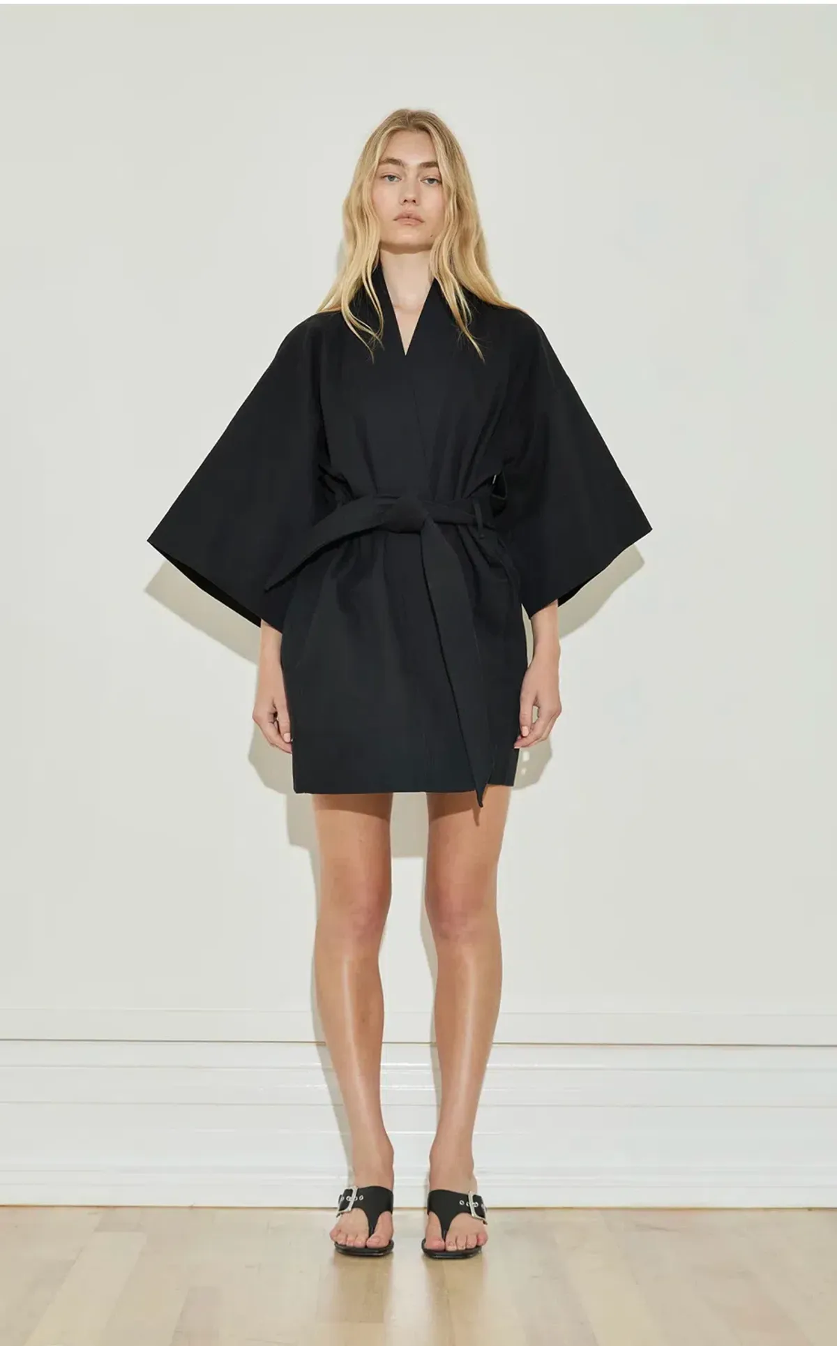 Maison Essentiele black kimono size S - Image 1