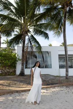 World of Rezort Larissa Gown Ivory size XS for rent on The Volte - image 3