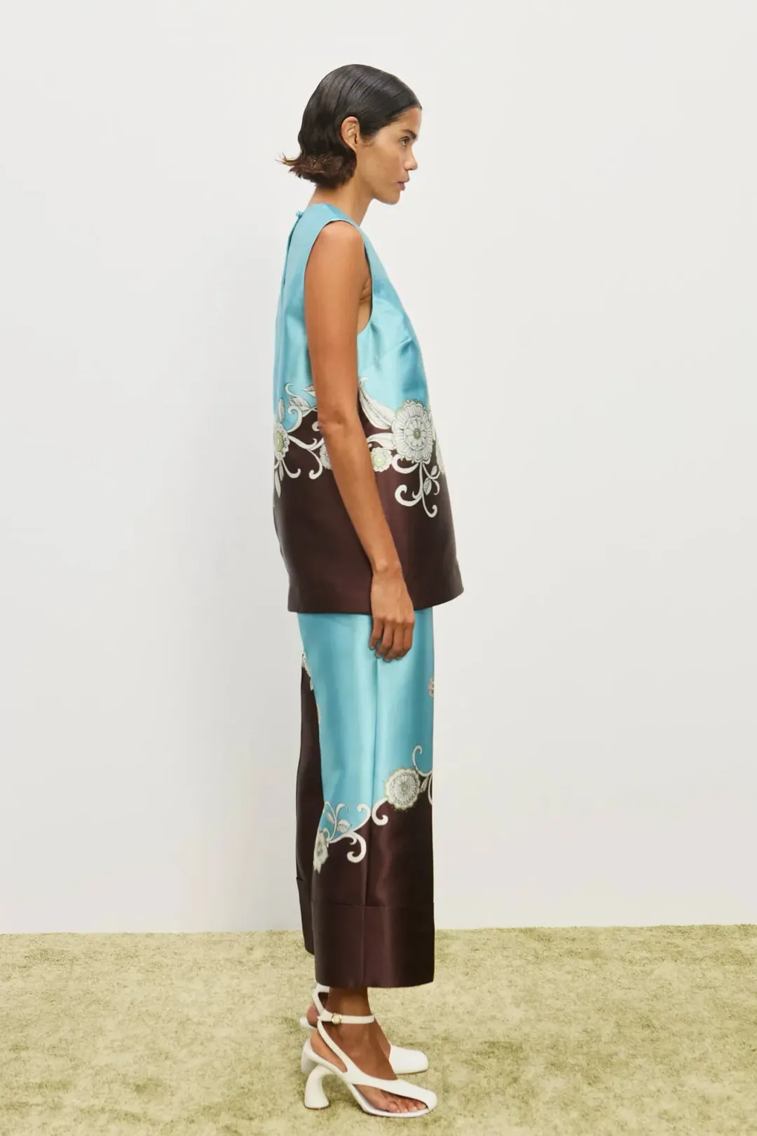 Alemais Gia Set, Pant & Top, Sz 8 for rent on The Volte - main image