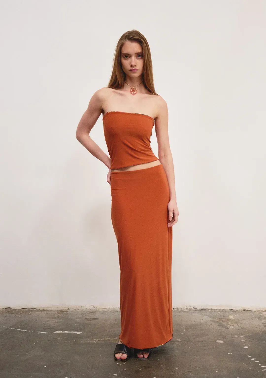 Feners - Tu x Mi Day Reversable Skirt - Size L for rent on The Volte - main image