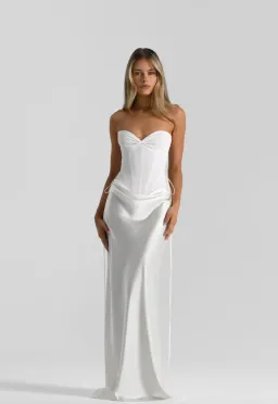 natalie rolt, Verity corset & Evelyn skirt, white, size 8 for rent on The Volte - image 3