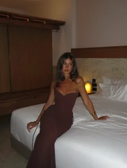 NATALIE ROLT VERITY BUSTIER & ALLIRA SKIRT. SIZE 1 / AU 8-10 for rent on The Volte - image 4