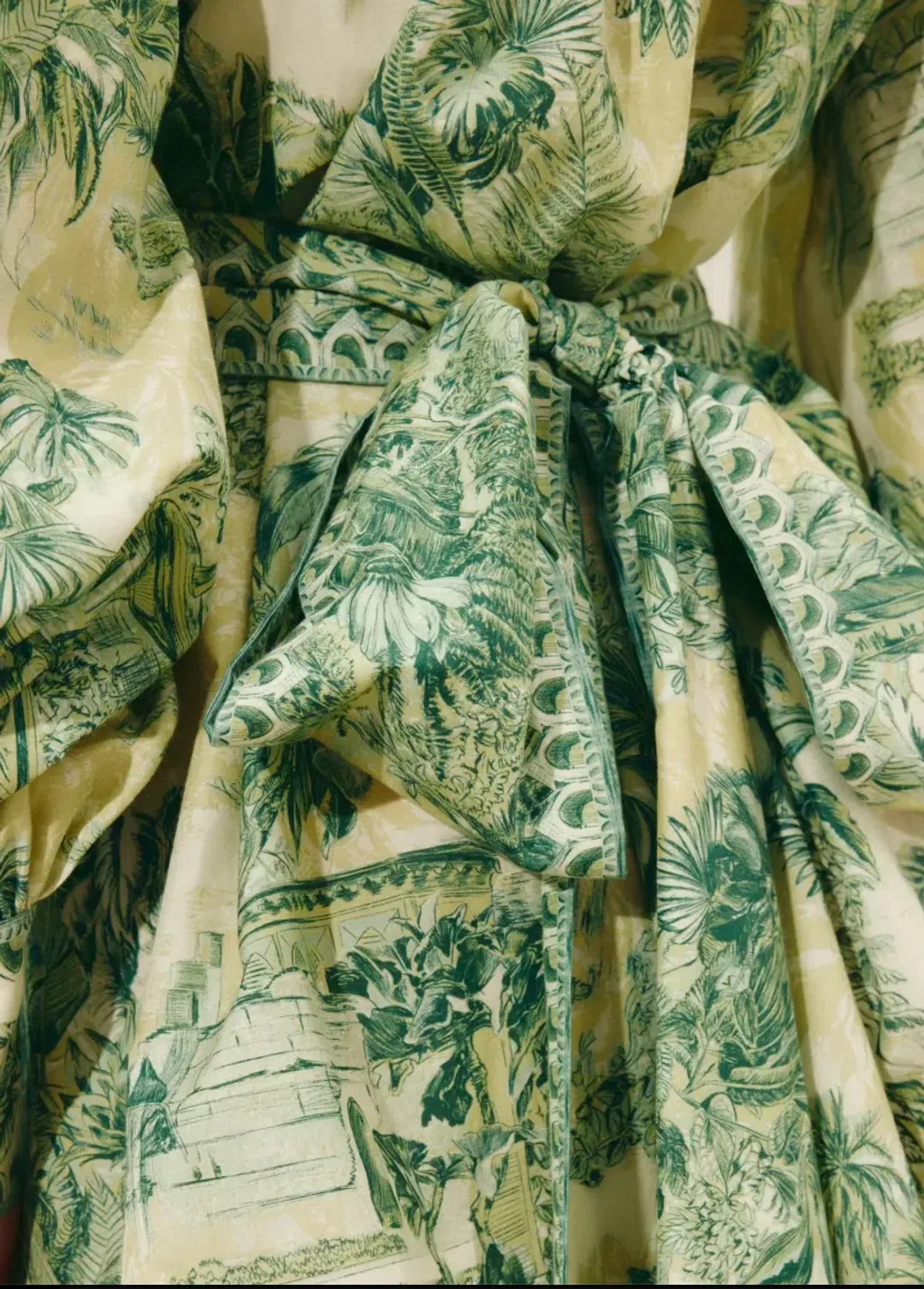 Alémais Sara Mini Size 16AU for rent on The Volte - main image