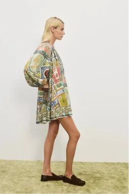 Alémais Tommasina Mini Size 14AU for rent on The Volte - image 2