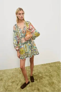 Alémais Tommasina Mini Size 14AU for rent on The Volte - image 3