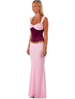 I Am Delilah Scarlett set in berry size 8 for rent on The Volte - image 3