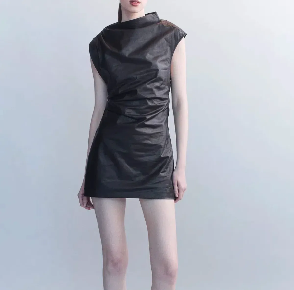 Marieke Leather Mini - Image 2