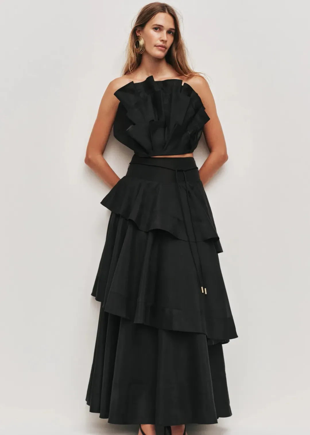 Aje Selestia set for rent on The Volte - main image