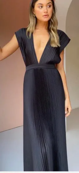 Lidee Gala dress in black, size 6 for rent on The Volte - image 1