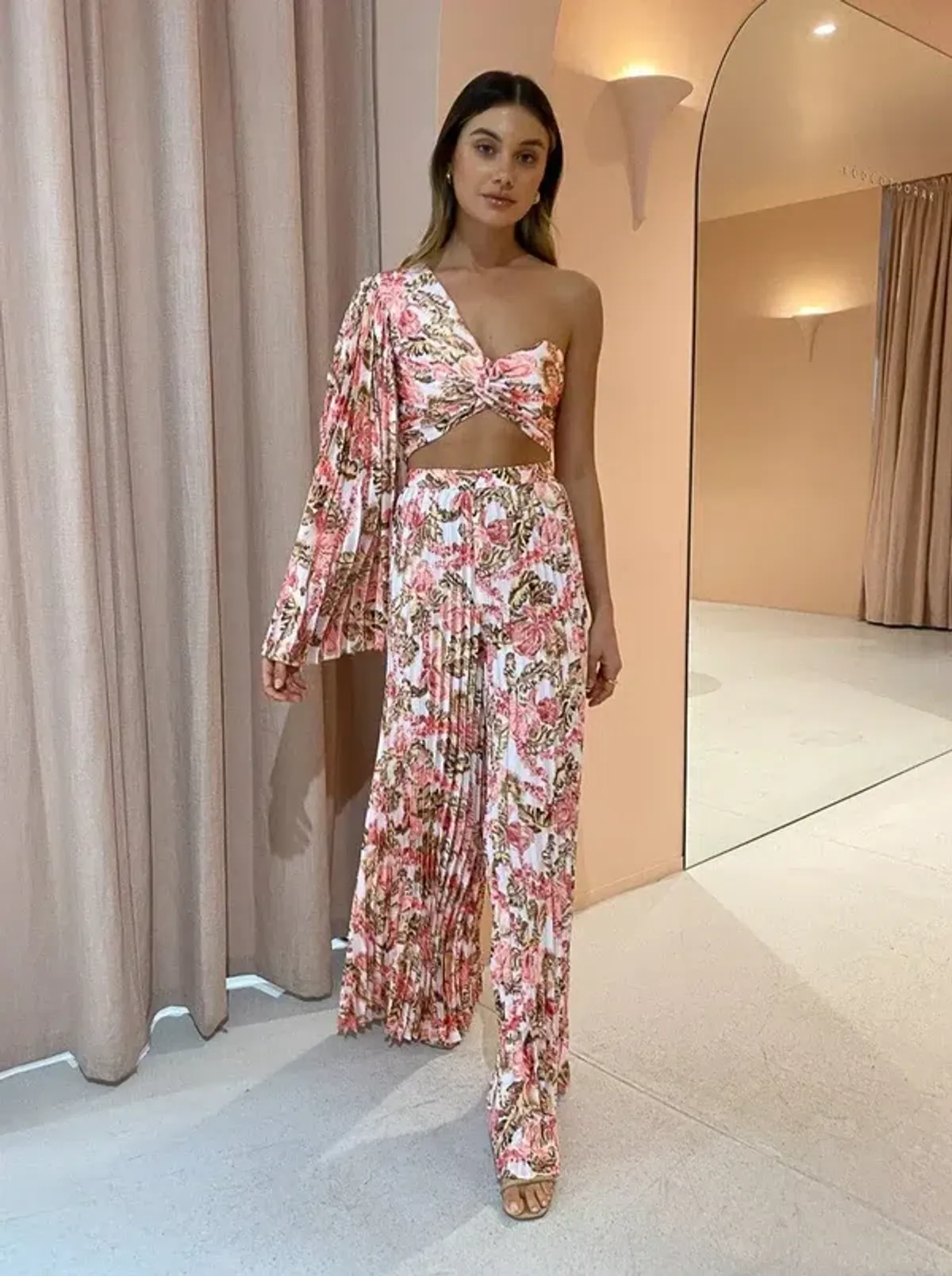 Significant Other - Simone Top And Pant Set In Pink Sangria Floral - Image 4