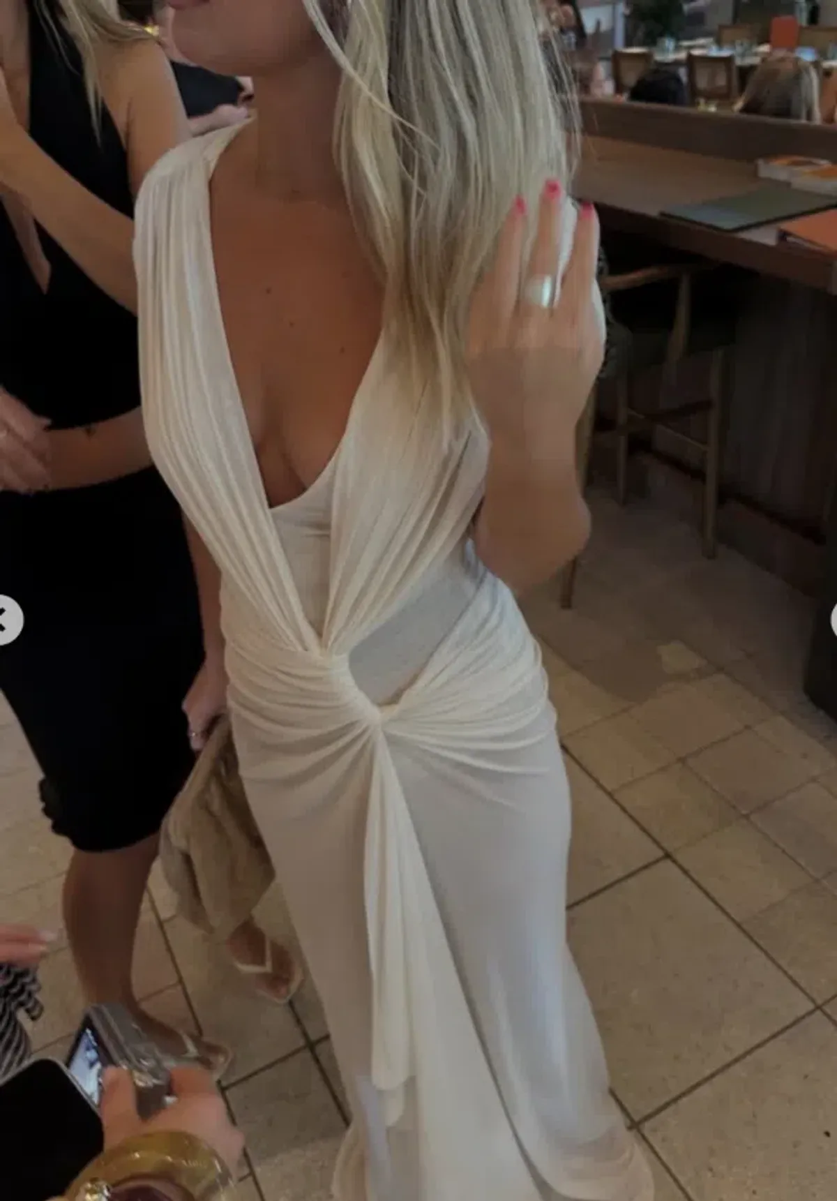 Bec and Bridge Leia Drape Gown Butter Cream White Size 6 - Image 8