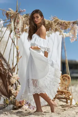 Coven and Co - FOLKLORE GOWN Size L Fits 14-18 for rent on The Volte - image 3