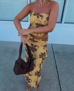 Benni Bindi Maxi Dress in Butter Floral size 6 for rent on The Volte - image 4