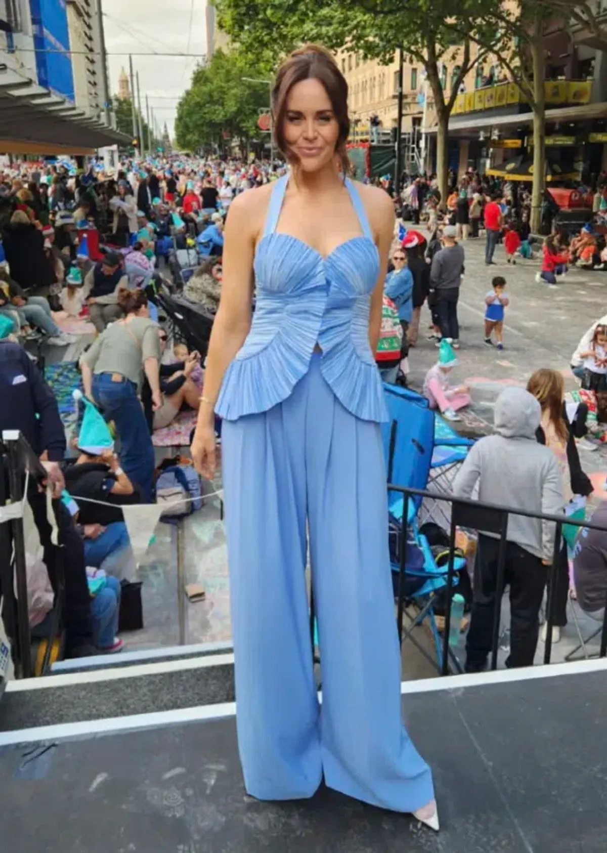 Soraya Set for rent on The Volte - main image