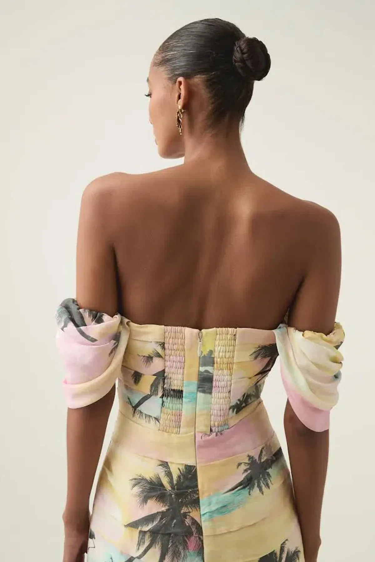 🌸 NEW AJE Zara Gathered Maxi Dress – Tropical Sunset Sky – Size AU 8 - Pink / Blue / Yellow🌸 - Image 6