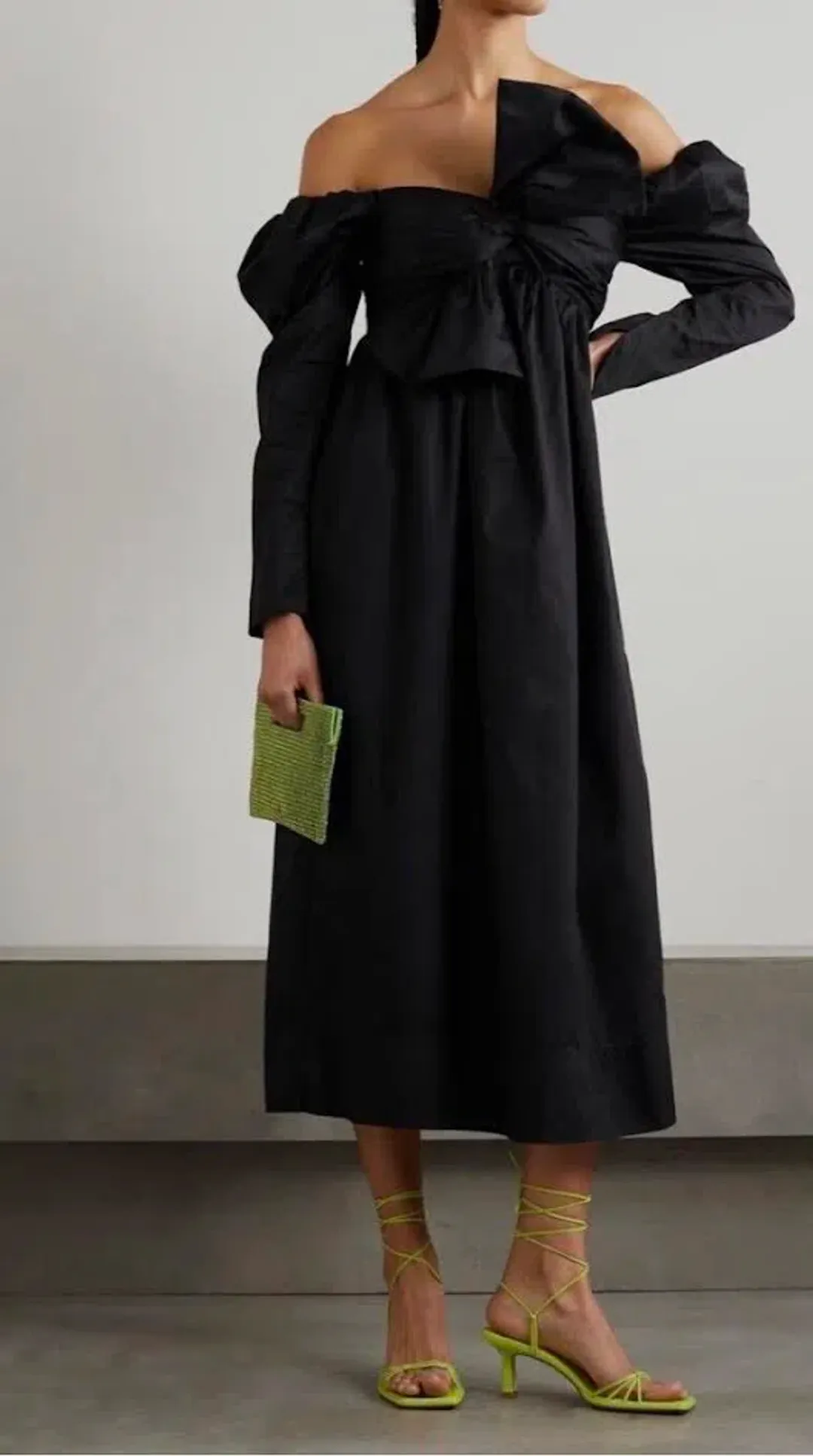 🖤 AJE Valentina Bow Midi Dress in Black – Size AU 8 - Evening Outfit 🖤 for rent on The Volte - main image