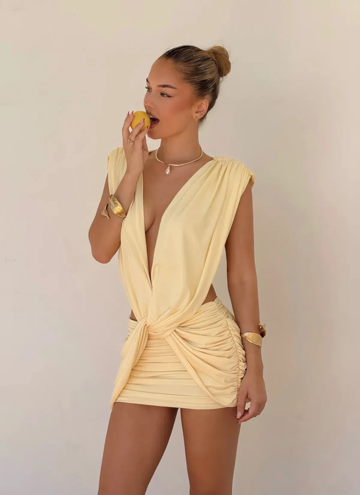 VIVIENNE COLLECTION LILOU DRESS LEMON YELLOW SIZE S (8 AU) - Image 2