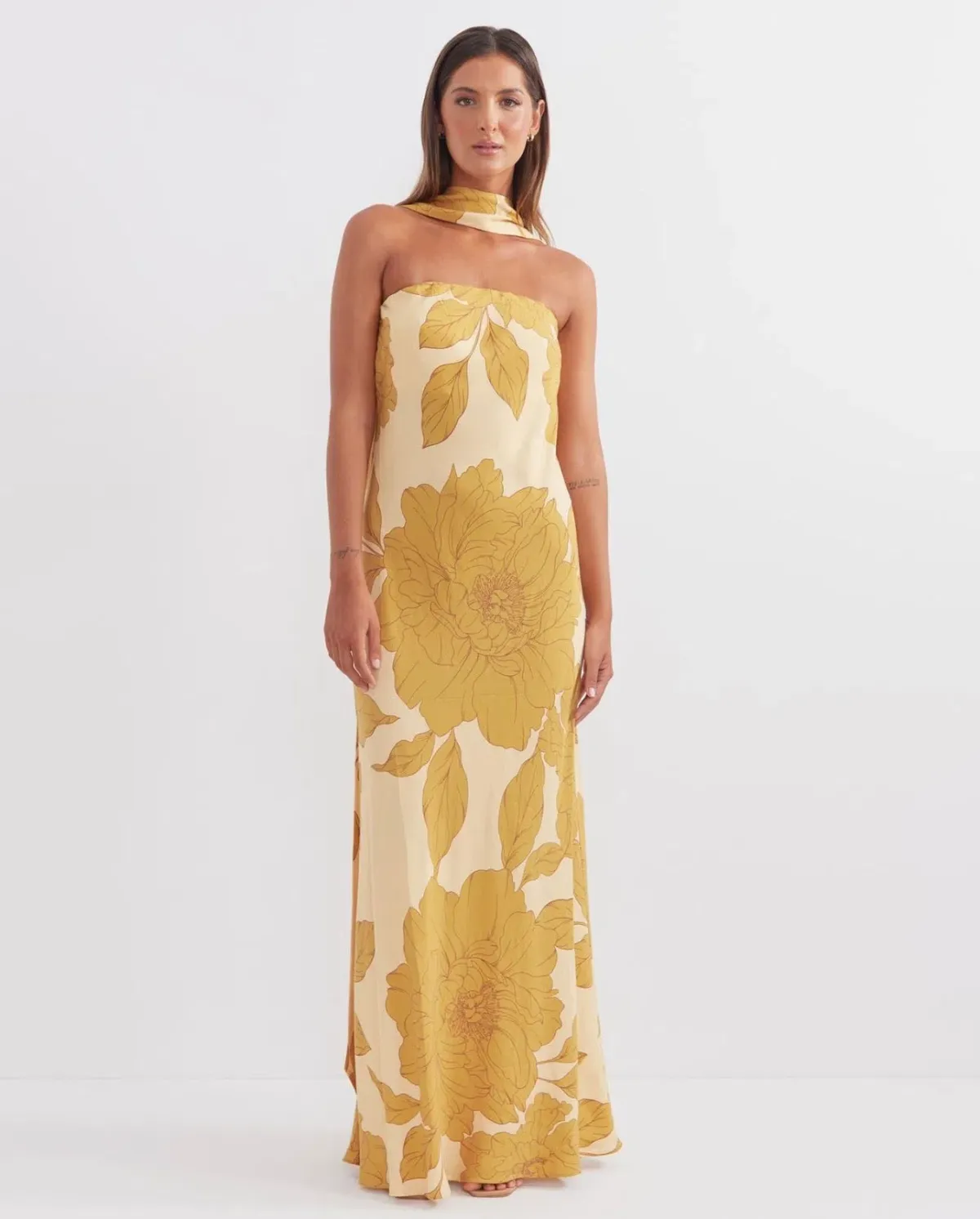 Pasduchas Soiree Midi Dress size 16 for rent on The Volte - main image