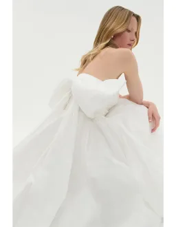 Aje Studio Thea Gown Cream Size 14 for rent on The Volte - image 2