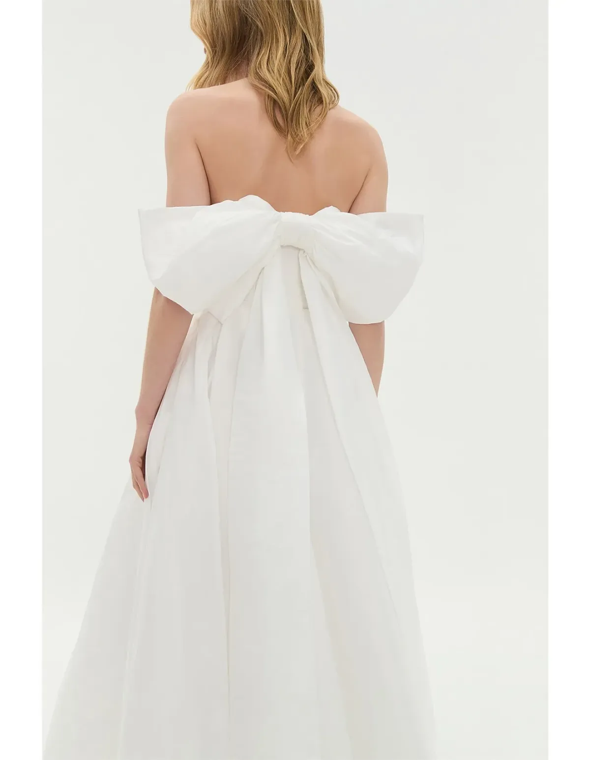 Aje Studio Thea Gown Cream Size 14 - Image 6