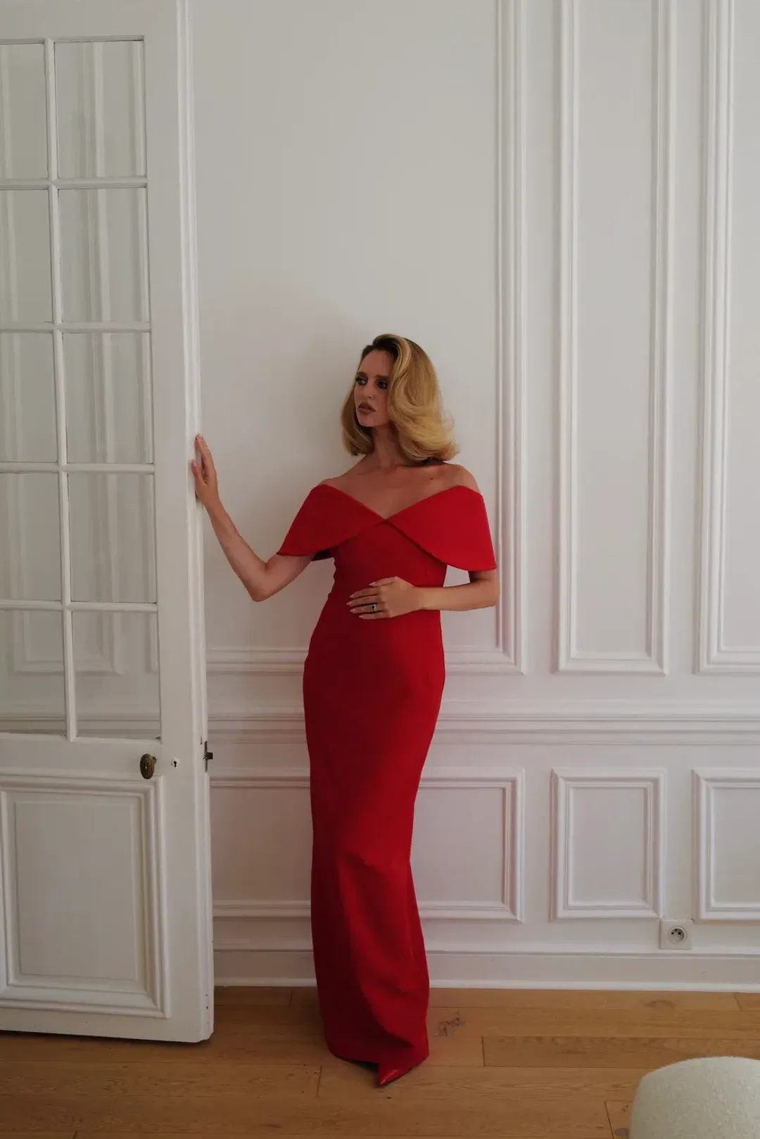 Red Muse by Moos Studio Size 34 for rent on The Volte - main image