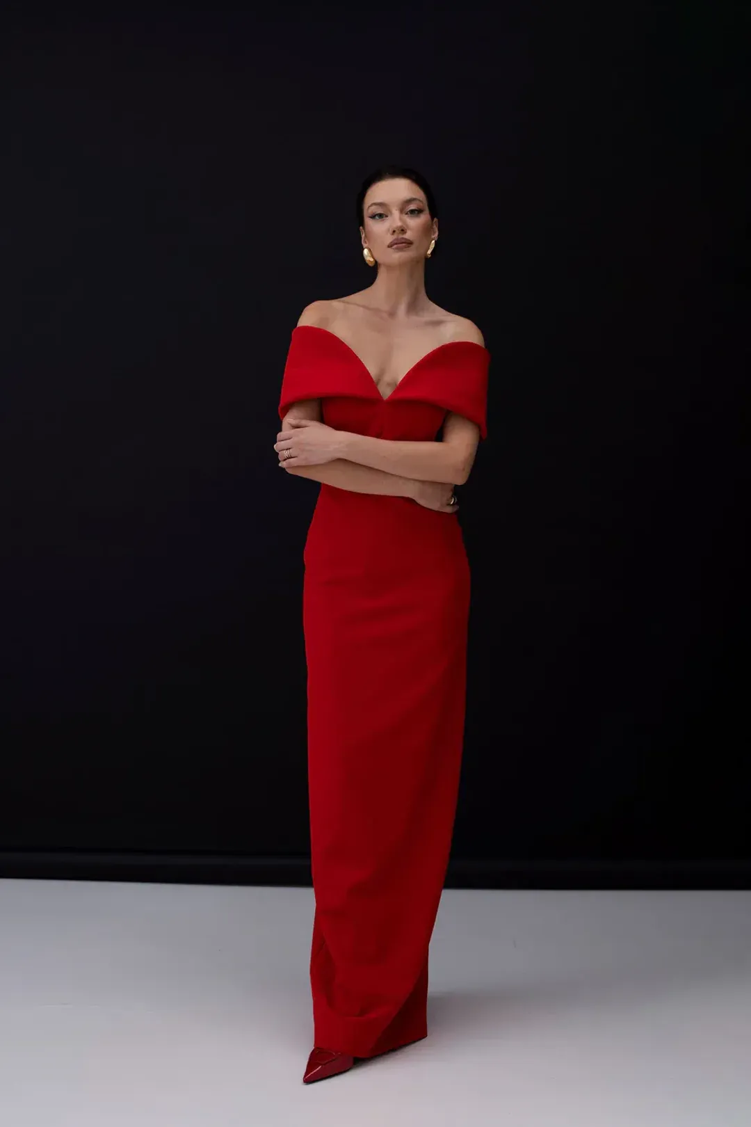 Red Muse by Moos Studio Size 34 for rent on The Volte - main image