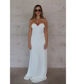 Sneaky Link Chelle Maxi Dress in White Size XS/AU6 for rent on The Volte - image 1