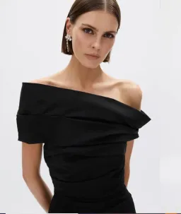 Rachel Gilbert Monique Gown Size 4 (14) for rent on The Volte - image 4