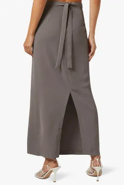 Paris Georgia 3-Piece Set Size 8 for rent on The Volte - image 3