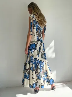 By Nicola Adeline Maxi Dress size 10 Wakiki Floral for rent on The Volte - image 4