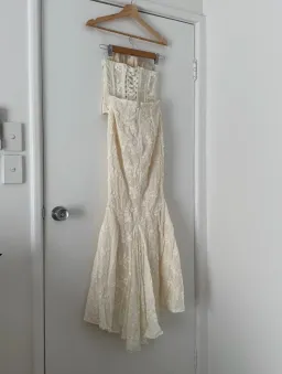 House of CB Embroidered Vintage Dress Size XS for rent on The Volte - image 4