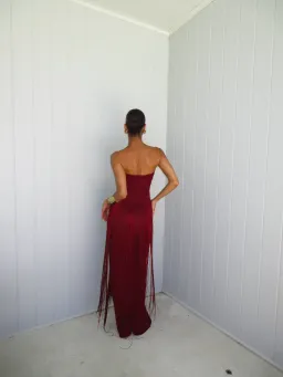 Deconduarte Venus Dress size small Wine for rent on The Volte - image 2