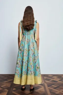 Alémais Jerry Ballet Midi Size 16 for rent on The Volte - image 4