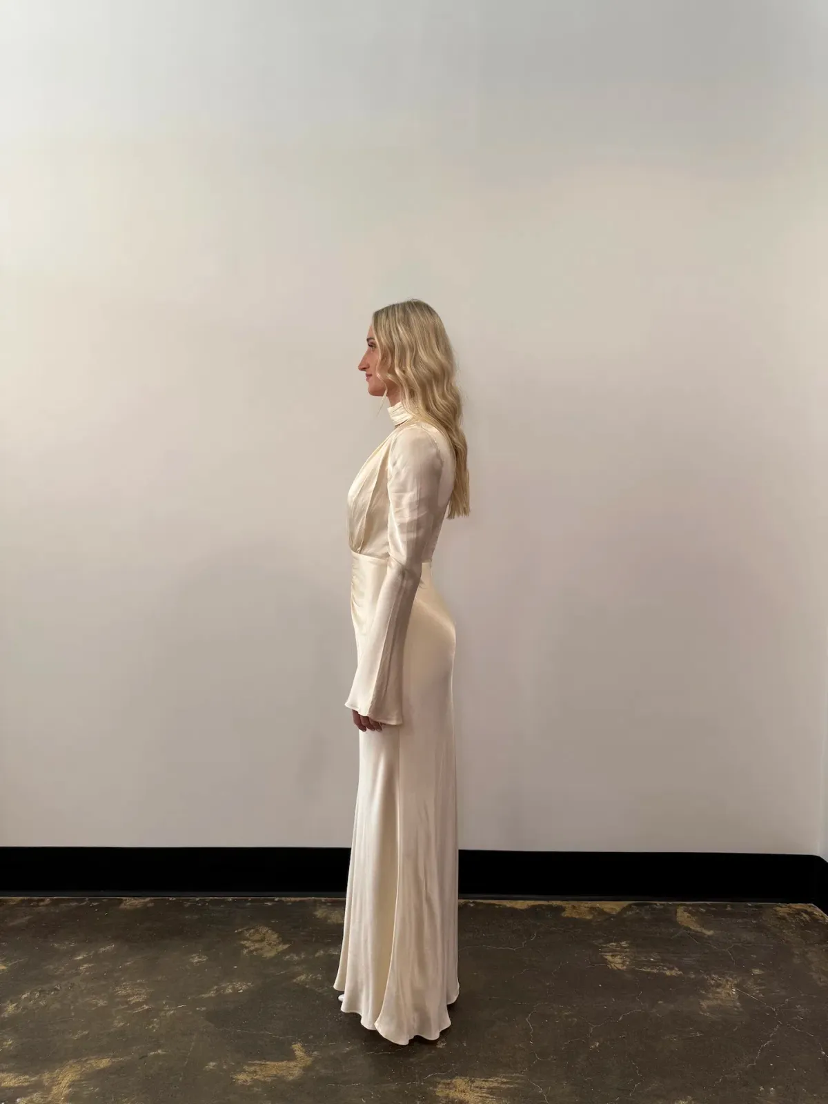 Shona Joy La Lune Plunged Long Sleeve Maxi Cream Size 6 - Image 3