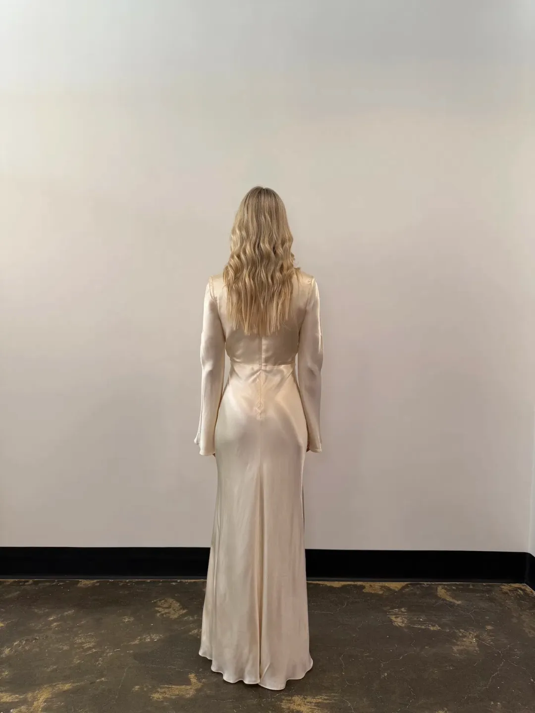 Shona Joy La Lune Plunged Long Sleeve Maxi Cream Size 6 for rent on The Volte - main image