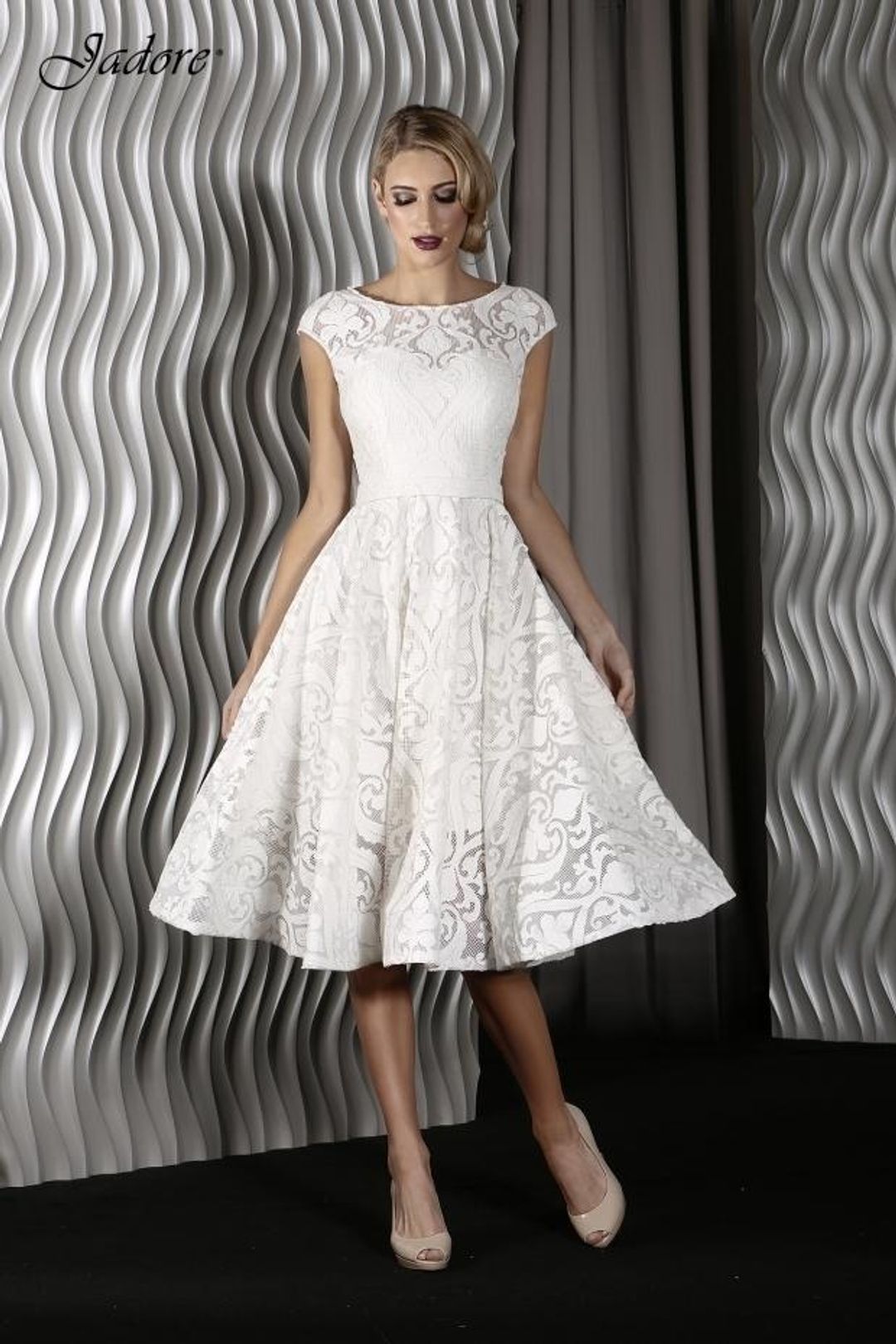 Jadore J9061 Ivory Size 22 for rent on The Volte - main image