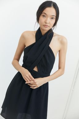 THIRD FORM Crossing Over Mini Dress in Black Ripple Size 6 for rent on The Volte - image 9