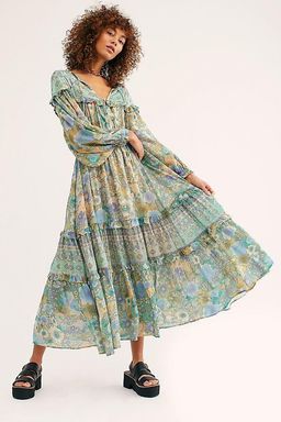 Spell and the gypsy exclusive print for rent on The Volte - image 1