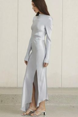 Bec + Bridge Caroline for rent on The Volte - image 1