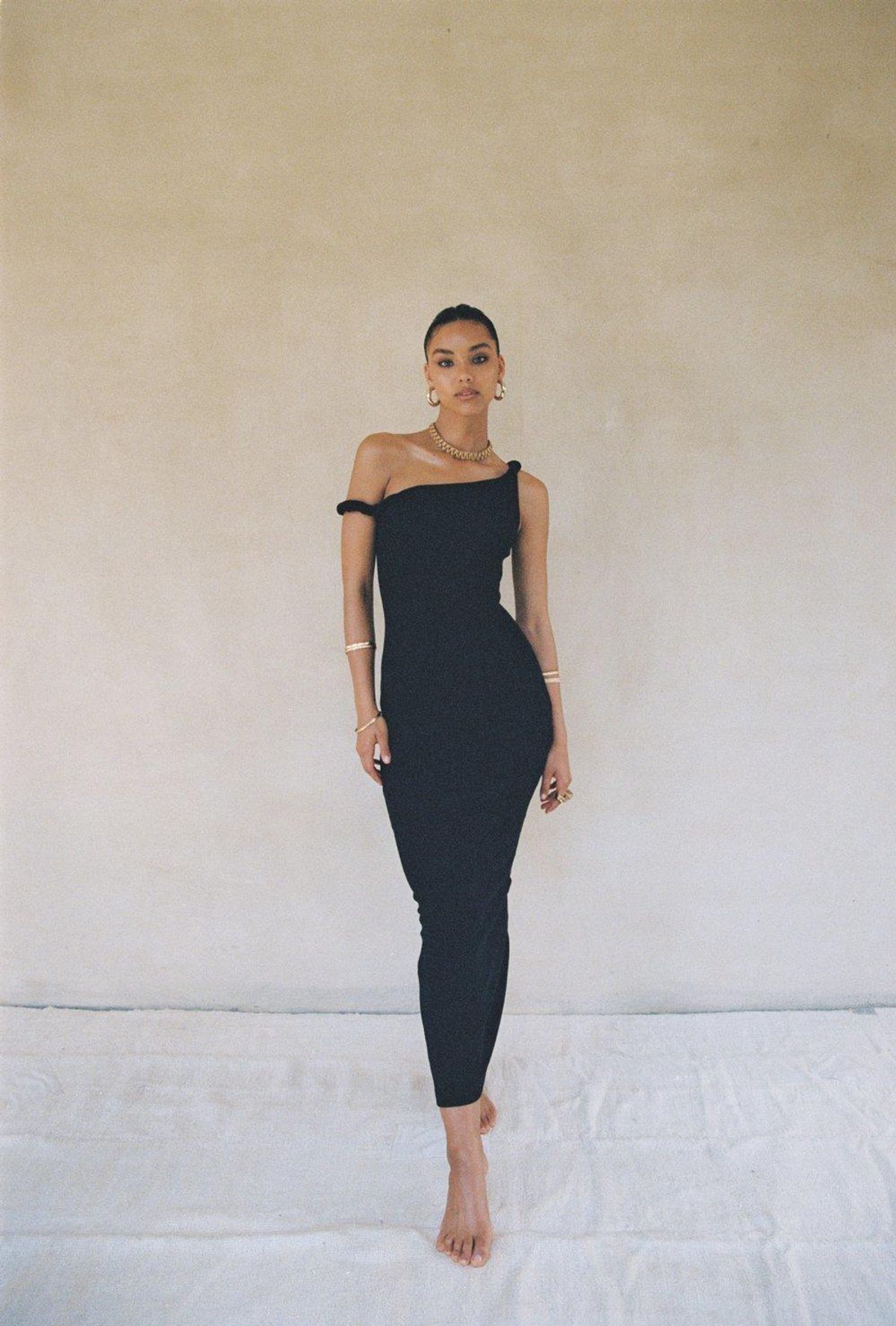 Johansen Long Poppy Dress Black Size 14 for rent on The Volte - main image