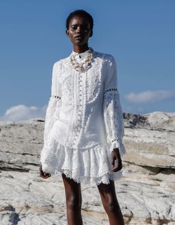 Ixiah the label Innerbloom set for rent on The Volte - image 1