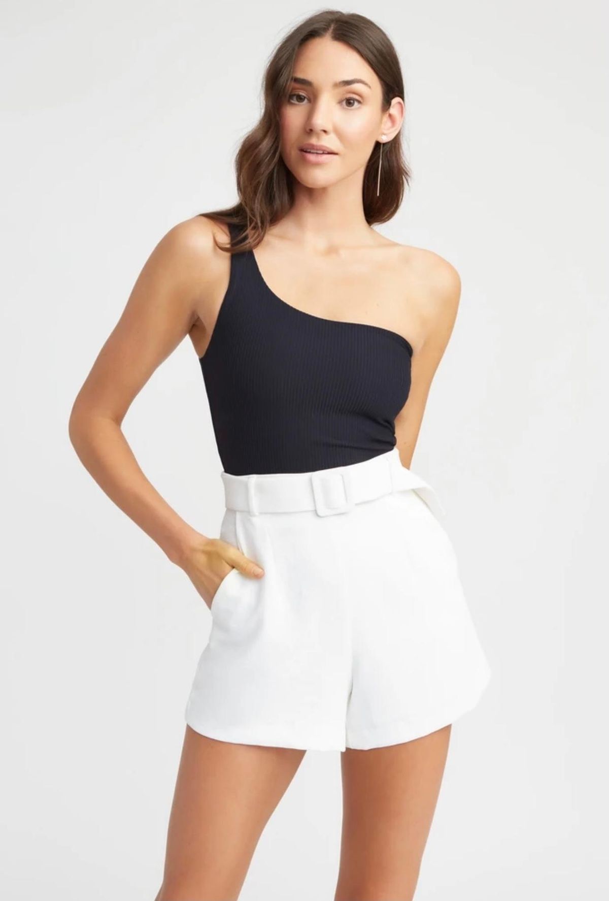 Kookaï Oyster Belted Shorts White Size AU 6 - Image 2