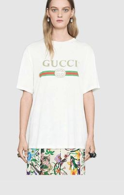 Gucci Oversized Logo T Shirt for rent on The Volte - image 3