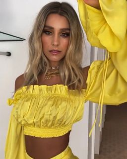 Khirzad Femme Gitana Top And Roma Runch Skirt Set Yellow Size 6 for rent on The Volte - image 4