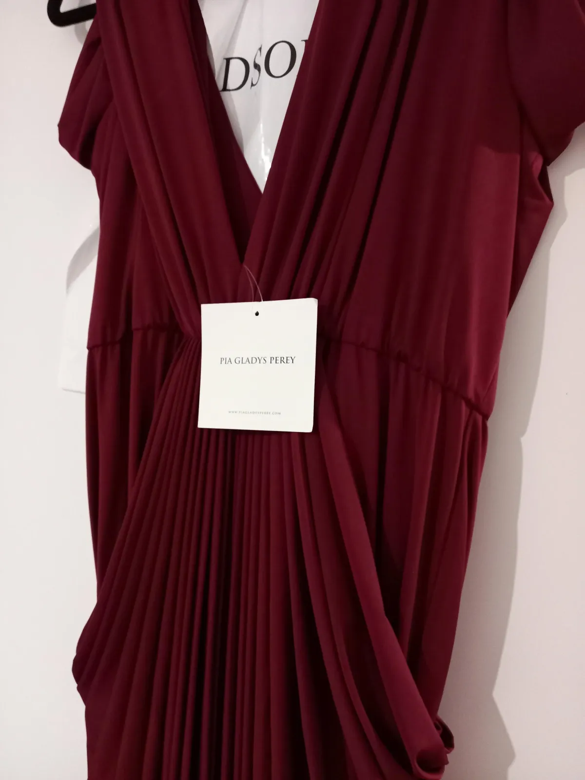Pia Gladys Perey ' Darla' dress in red wine colour sz 14 (1 of 2) - Image 2