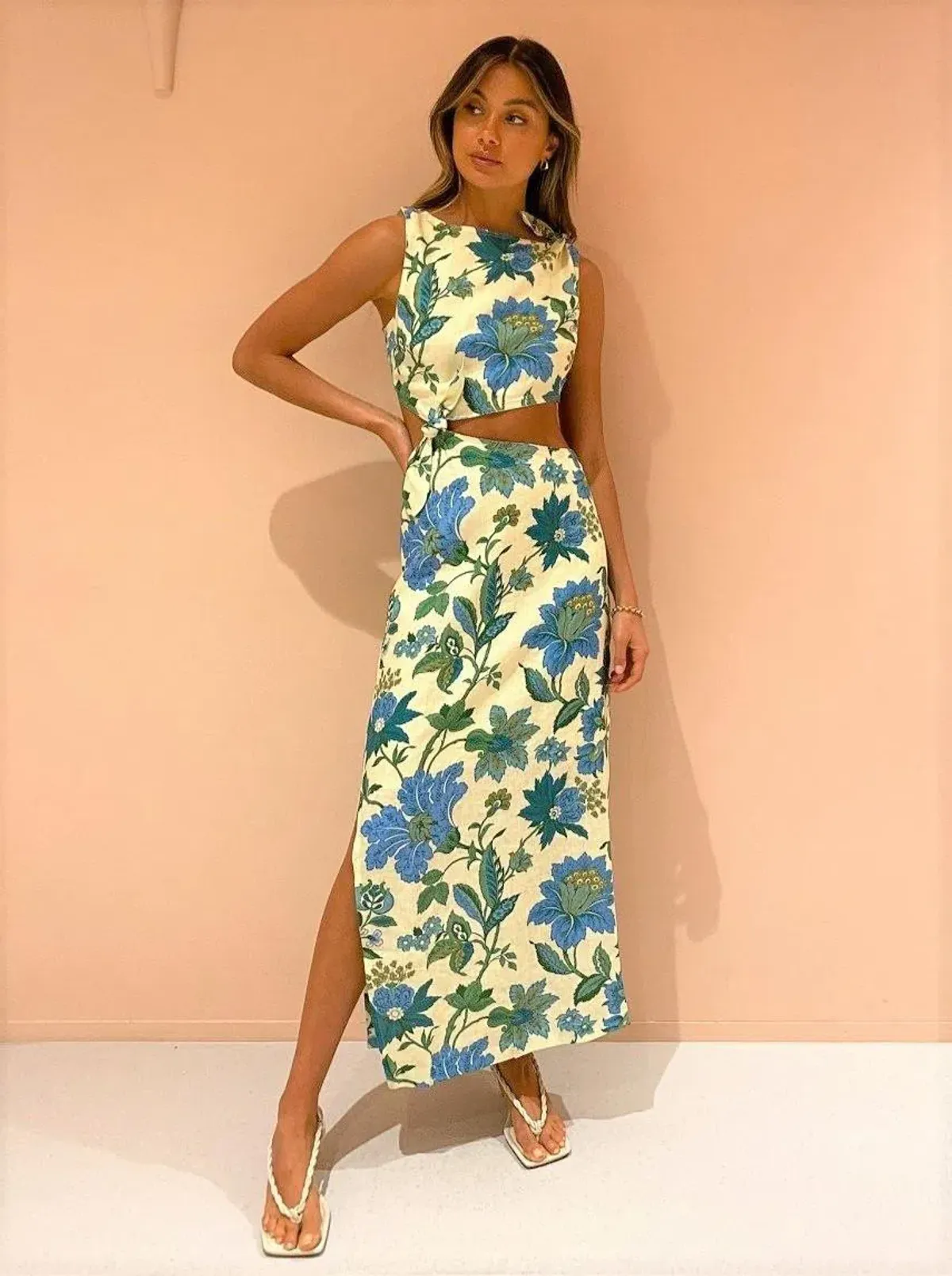 Sir Alexandre Knot Midi Dress In Marguerite Print | AU 6 - Image 2